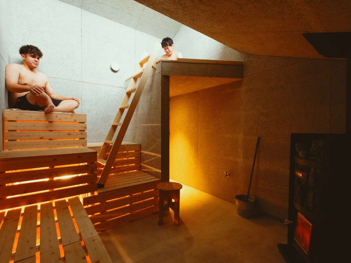 WALLOWS sauna&diner