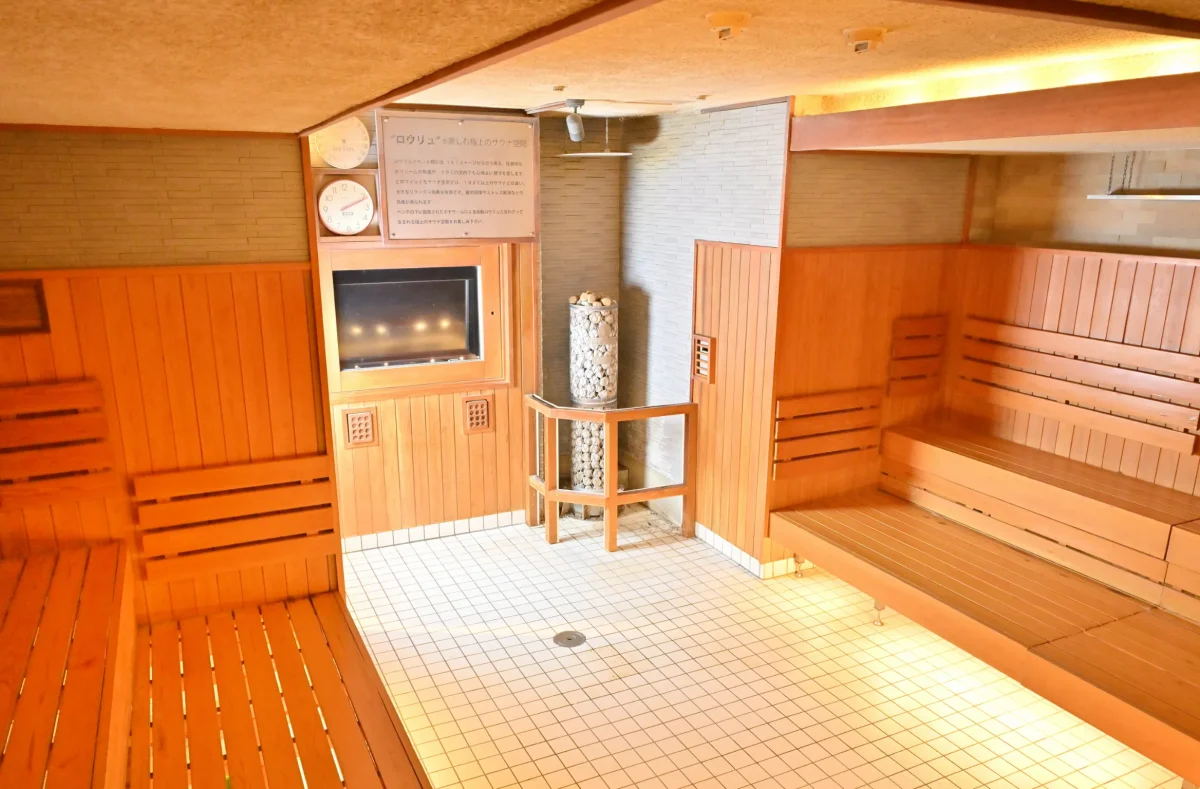 天然温泉 楽天地スパ