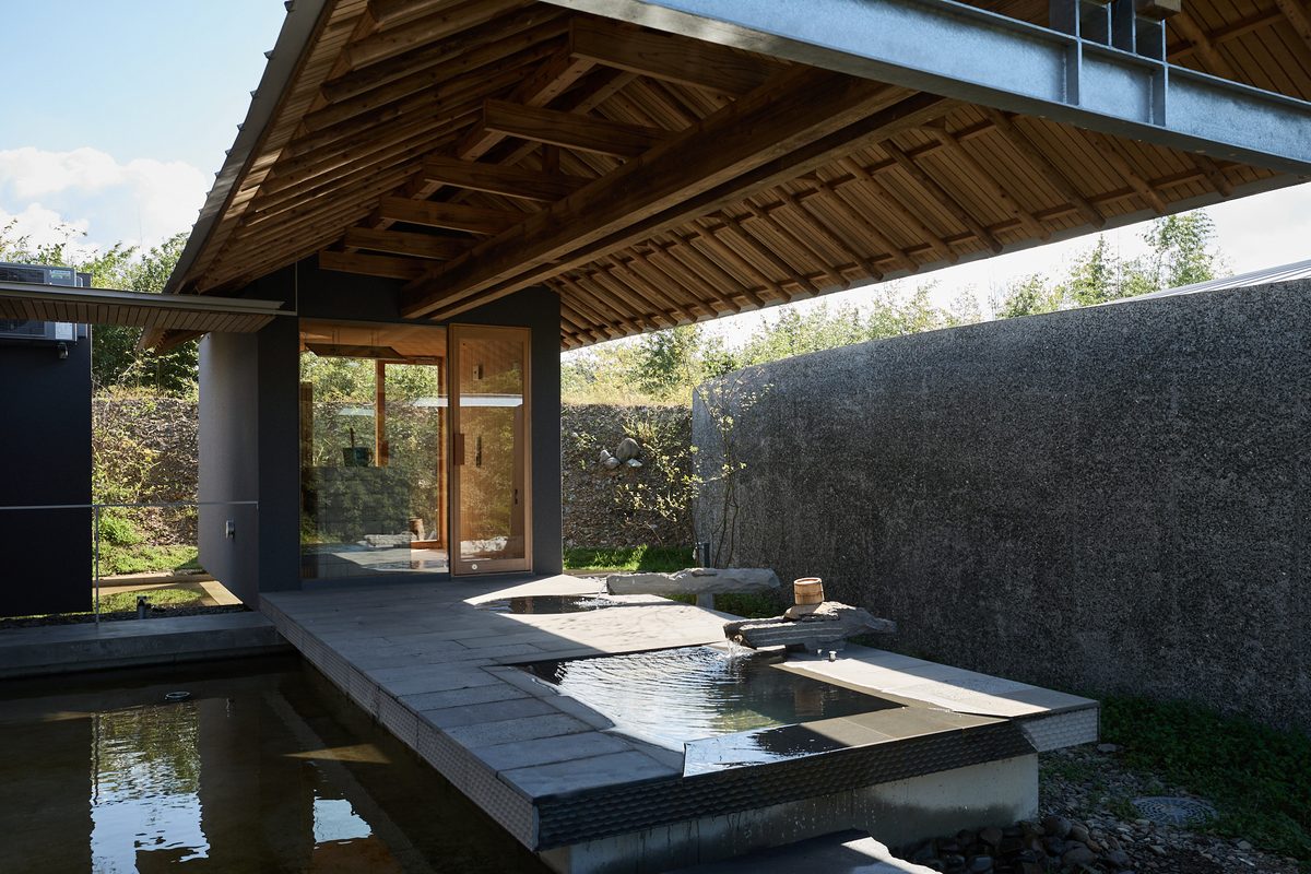 阿久根のヴィラ「Auberge RISORA -凛空-」11月6日開業、全5棟のうち1棟に専用薪サウナを備える